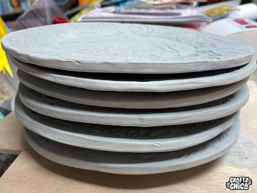 How to make stamped clay plates