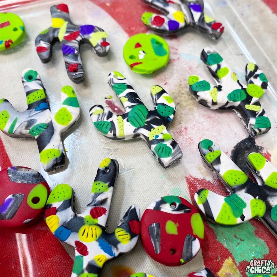 How to make beautiful marbled polymer clay earrings! #craftychica