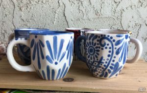 How to paint Talavera-inspired mugs! #craftychica #pyop #talavera #handpaintedmugs