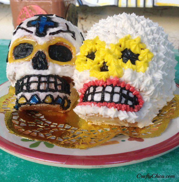 Day of the Dead Skull Cakes