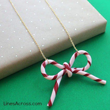 candy-cane-necklace