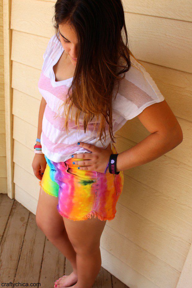 How to make rainbow shorts by CraftyChica.com