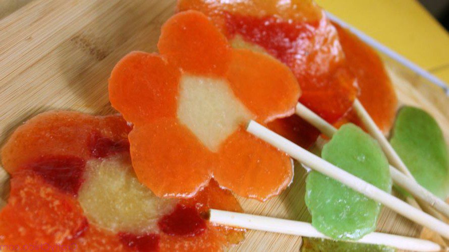 Thanksgiving candy idea: How to make Lifesavers lollipops