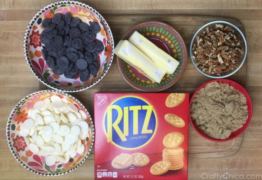 Sweet & Salty Referee Ritz Bark for your big game party planning! CraftyChica.com