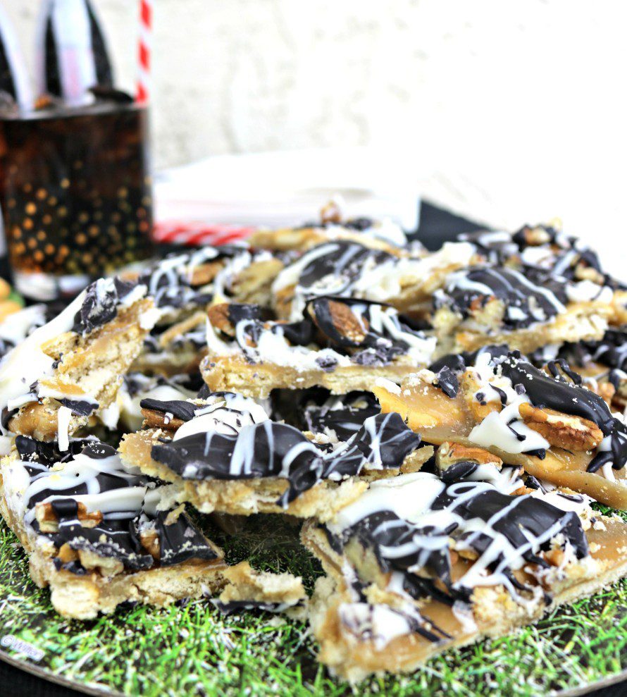 Sweet & Salty Referee Ritz Bark for your big game party planning! CraftyChica.com