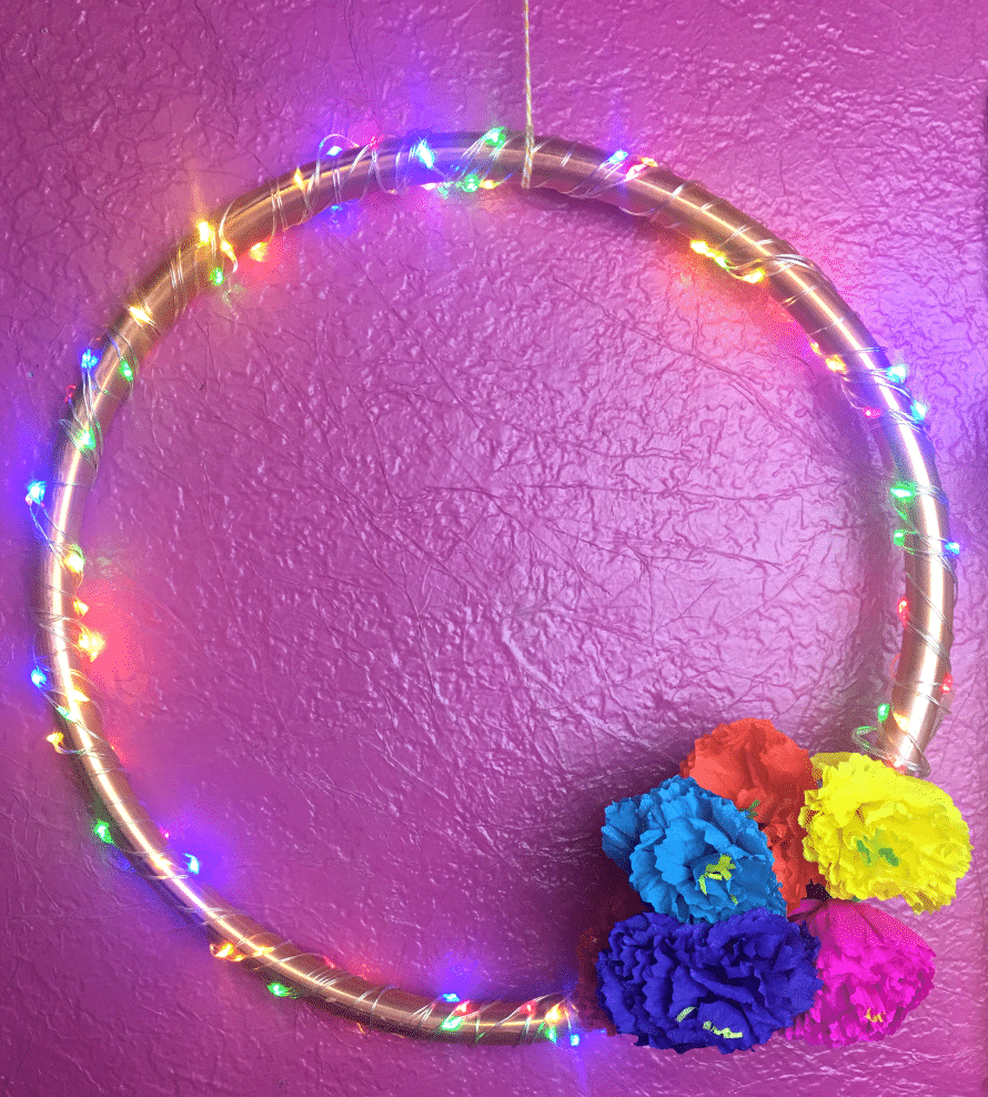 Lighted Copper Wreath tutorial by Crafty Chica.
