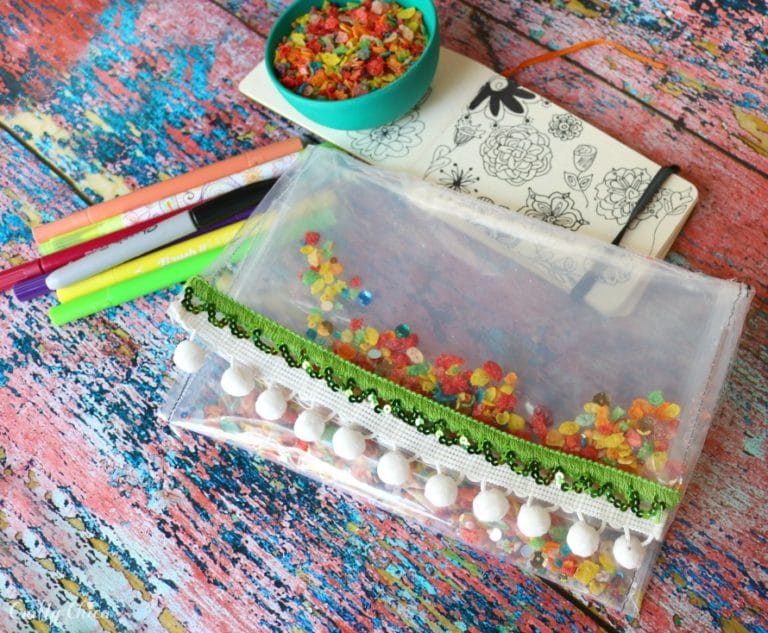 How to make a Fruity Pebbles Vinyl Pouch by Crafty Chica.