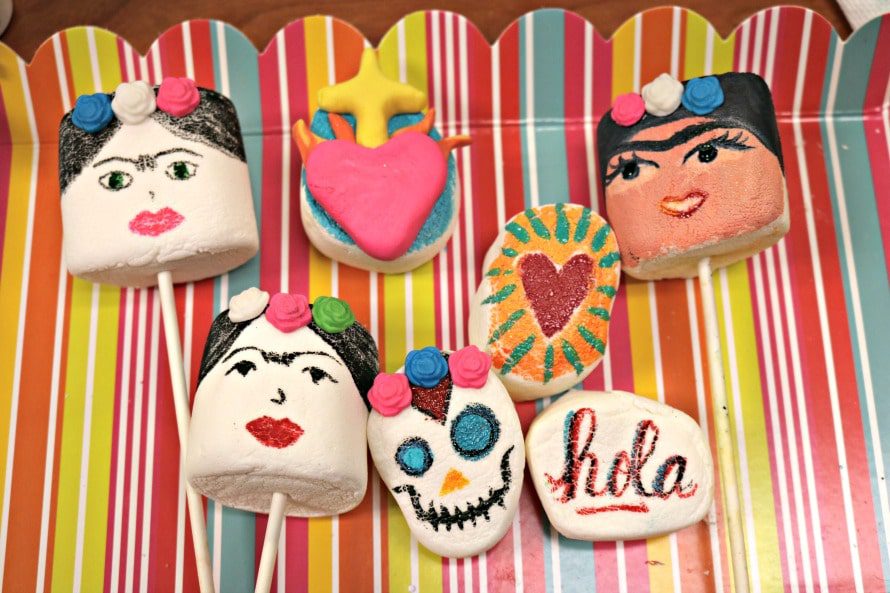 painted marshmallow pops by Crafty Chica and Candy Queen Bee Baker.