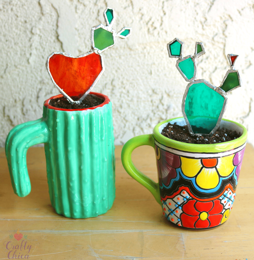 How to make a stained glass cactus by Crafty Chica.