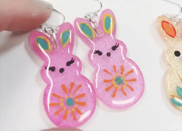 Absolutely the cutest DIY Peeps earrings!