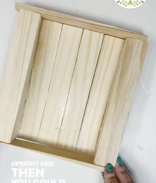 How to make a nicho from wood shims.