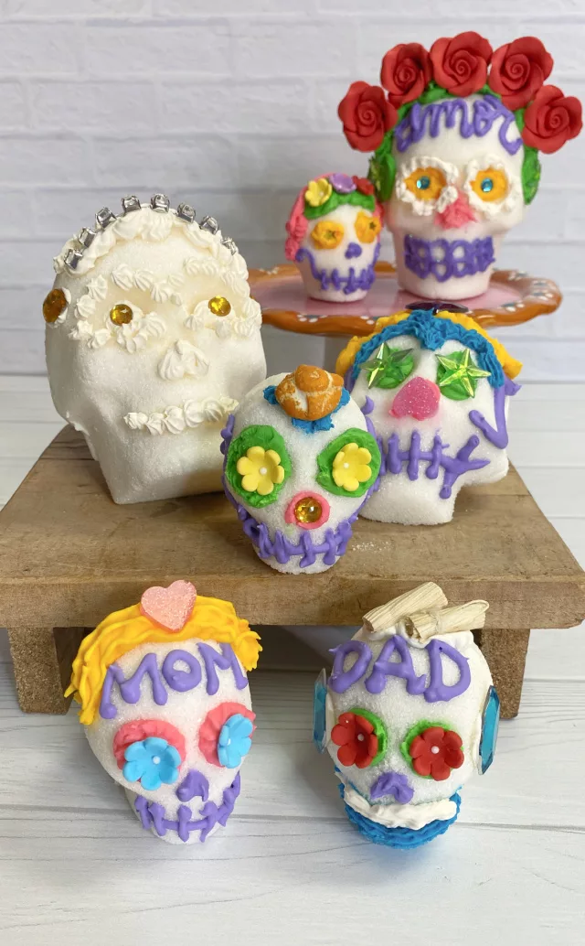 how to decorate sugar skulls