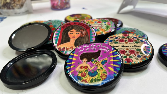 uv resin - diy compact mirror